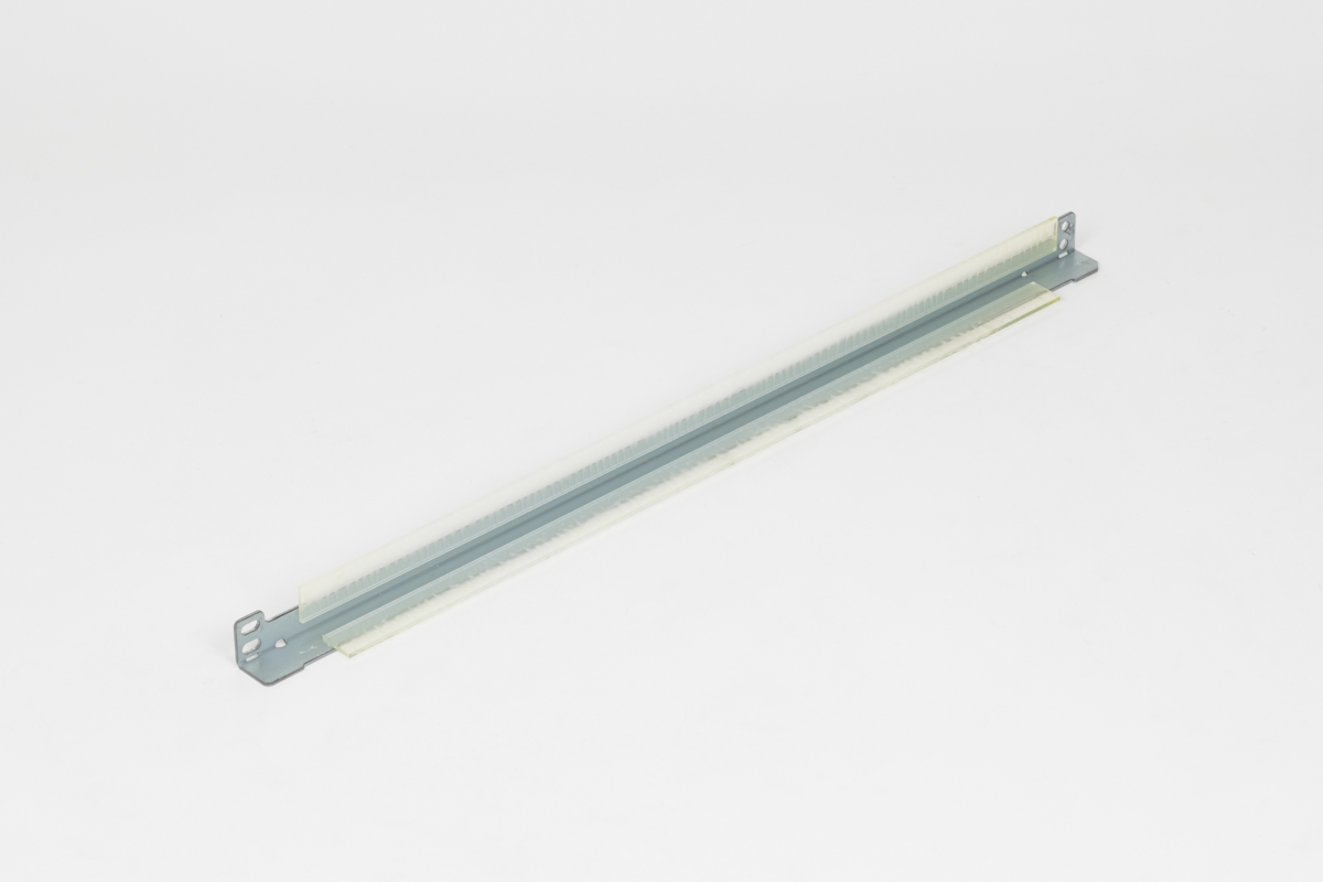 2014025 Compatible Belt Cleaning Blade - Image 1