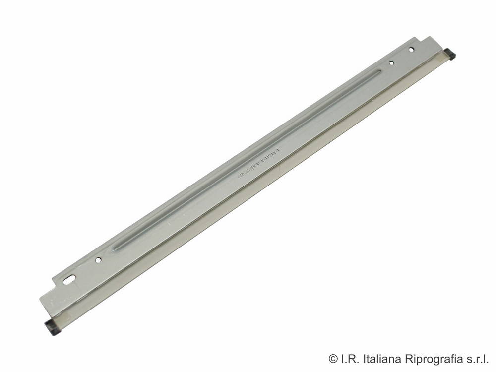 2014026 Compatible Drum Cleaning Blade - Image 1