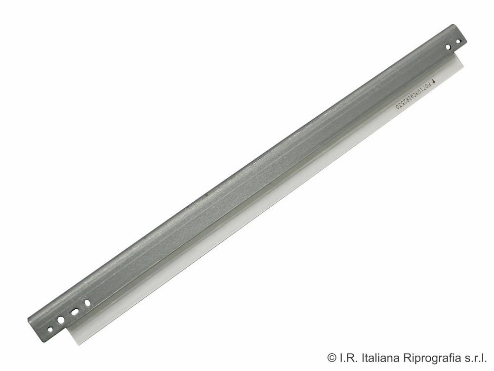 2018027 Compatible Drum Cleaning Blade - Image 1